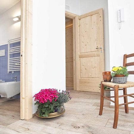 Porta Degli Antichi Casali Bed & Breakfast Конверсано Екстериор снимка